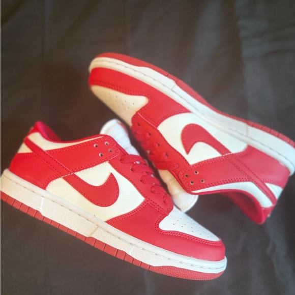 Nike Dunk Low Red size 6.5 women’s - Picture 8 of 11